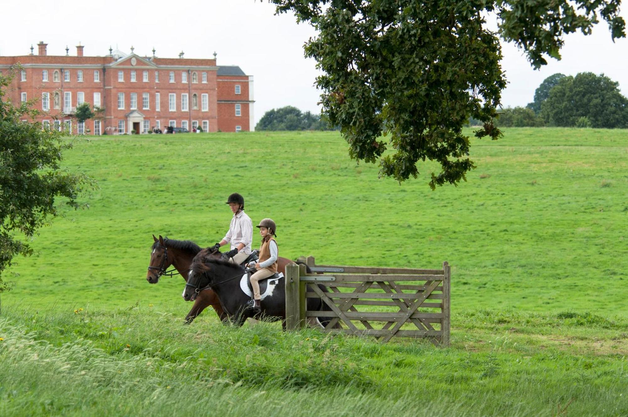 Four Seasons Hotel Hampshire Winchfield Exteriör bild